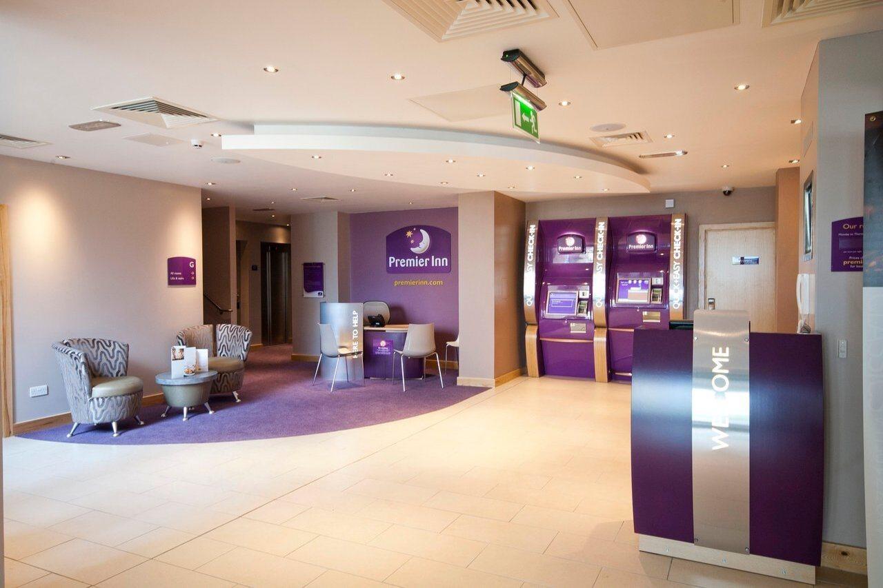 Premier Inn Edinburgh Airport - Newbridge Exteriör bild